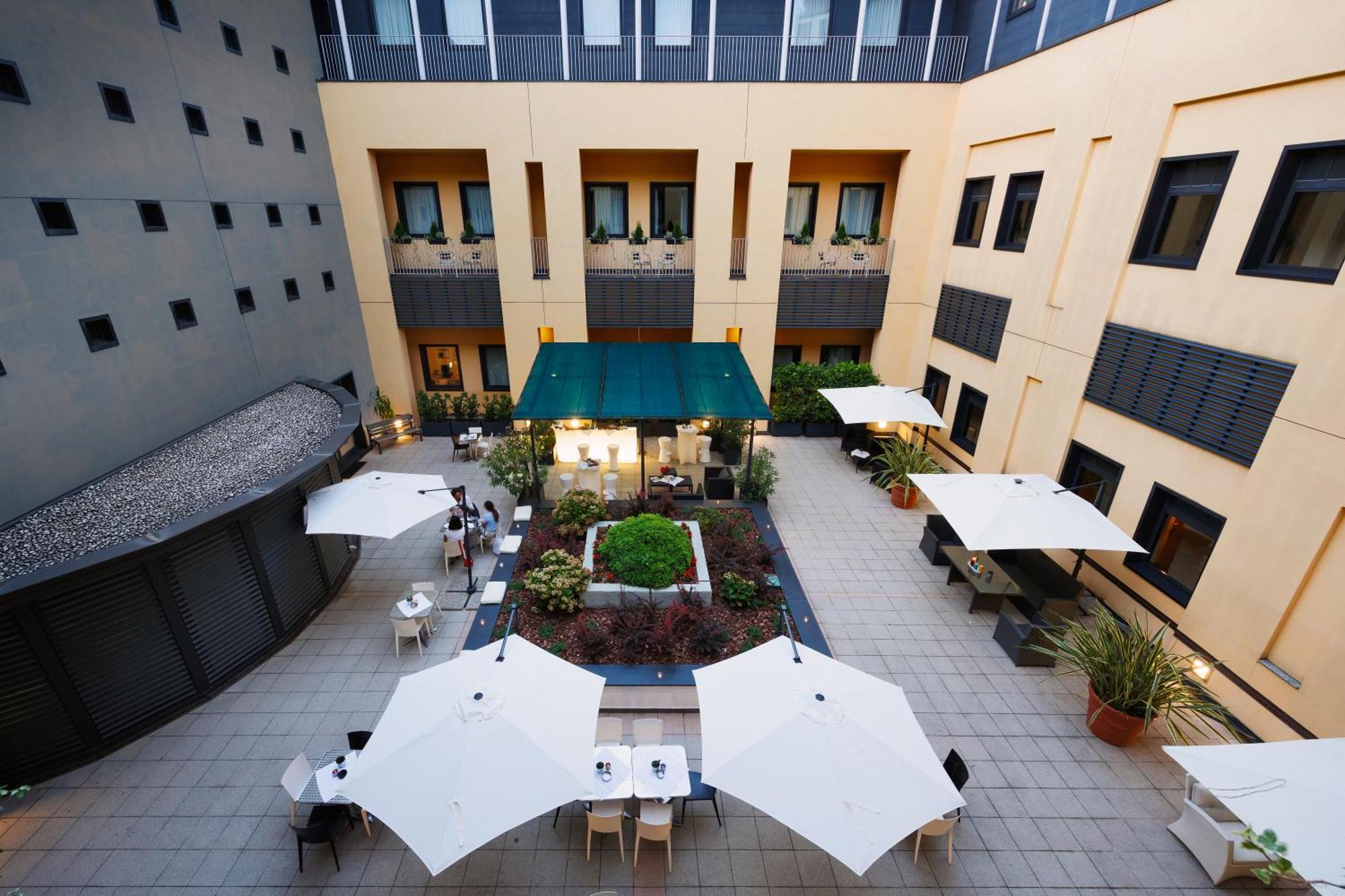 Ih Hotels Milano Gioia, Milan
